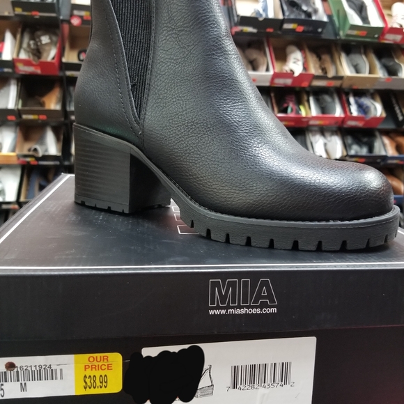 Boots - Picture 2 of 2